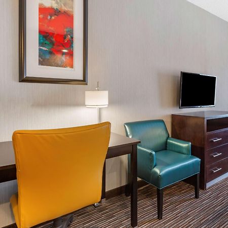 Best Western Plus Gallup Inn & Suites Ngoại thất bức ảnh
