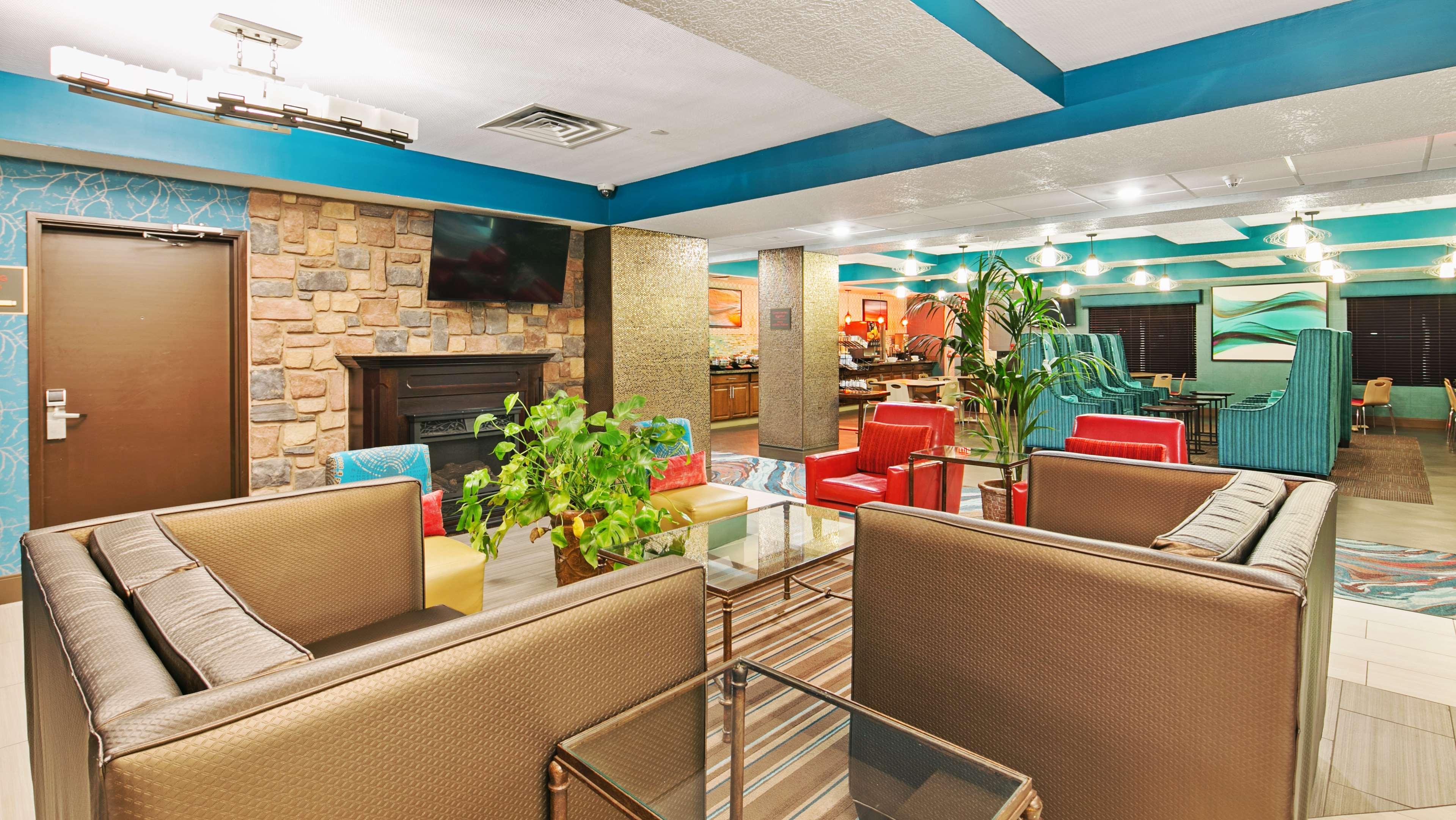 Best Western Plus Gallup Inn & Suites Ngoại thất bức ảnh