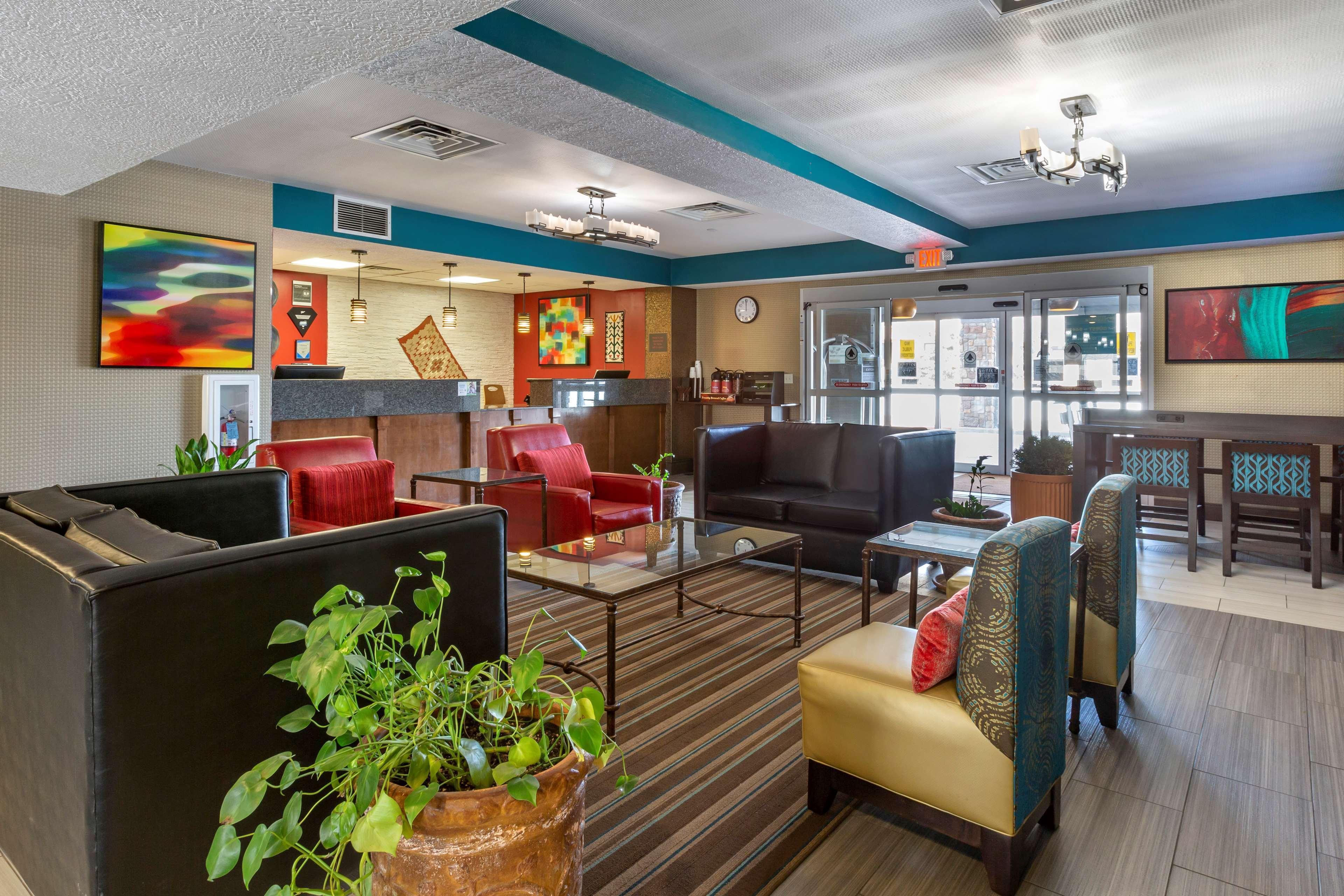 Best Western Plus Gallup Inn & Suites Ngoại thất bức ảnh